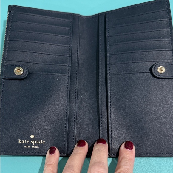 Kate Spade Navy and Cream Floral Wallet - Picture 4 of 8